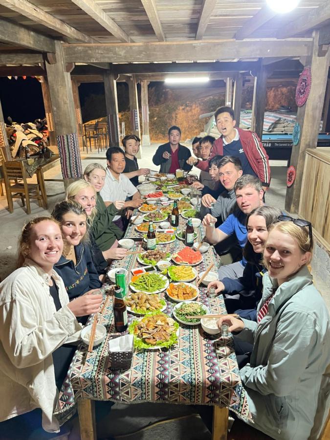 Du Gia Cozy Homestay & Tours Làng Cac Buitenkant foto